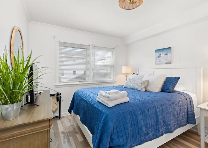 119 Steps To New Kitchen & Ocean View Holiday home *