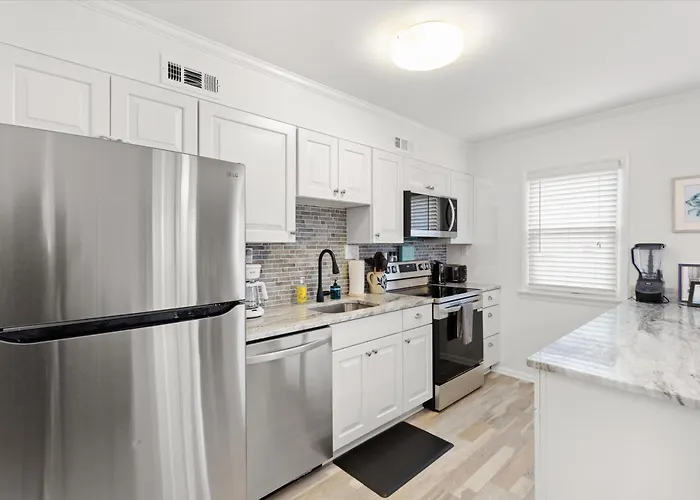119 Steps To New Kitchen & Ocean View Holiday home *